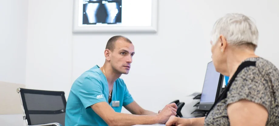 Ендопротезування колінного суглоба