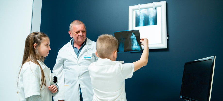 Консультація ортопеда-травматолога