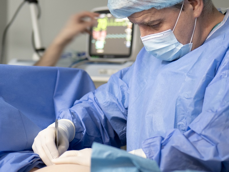 Ліпофілінг грудей: реабілітація та рекомендації