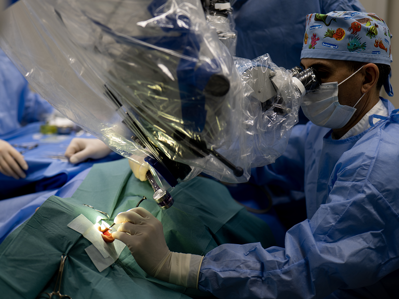 хирургия уха