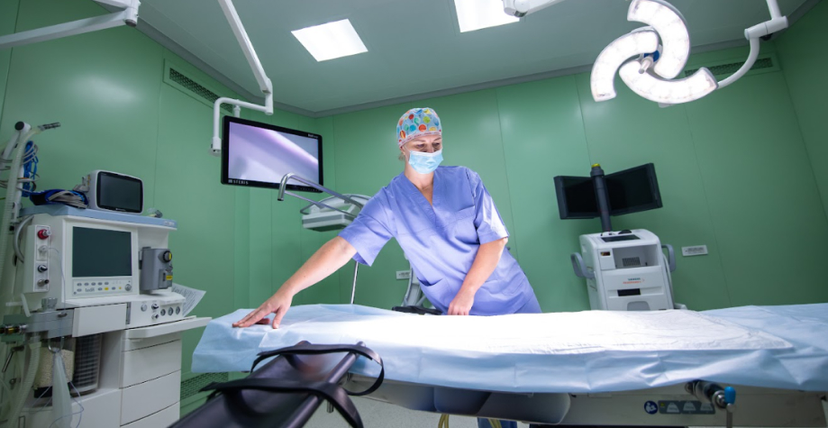 Підтяжка брів