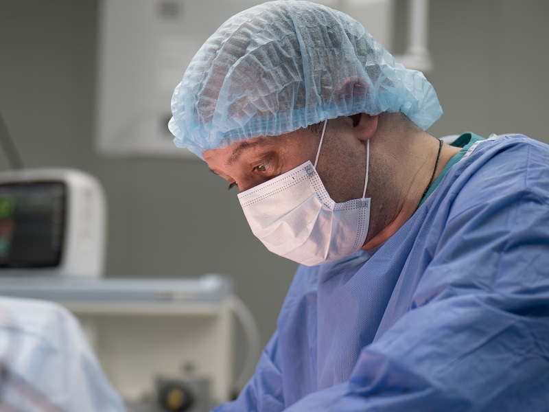 операція генікомастія