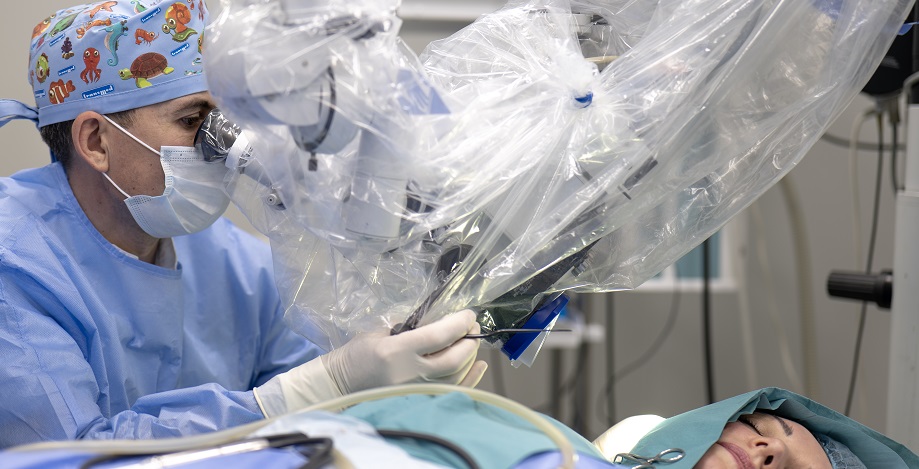 Операція з приводу отосклерозу повернення слуху при отосклерозі