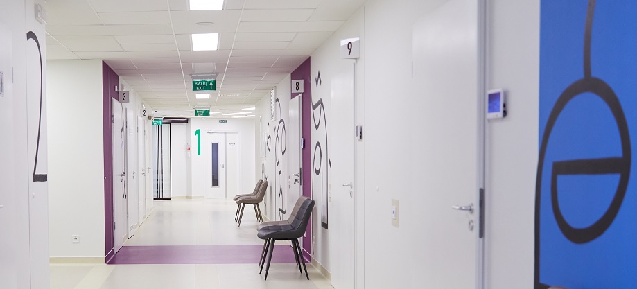 підтяжка брів