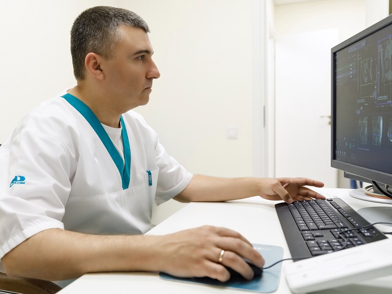 мрт наднирників