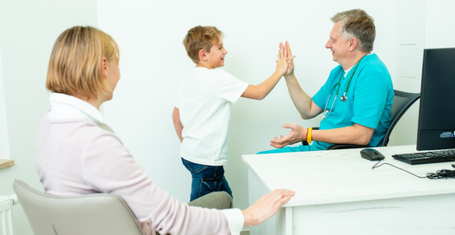 Плановий огляд дитячого хірурга