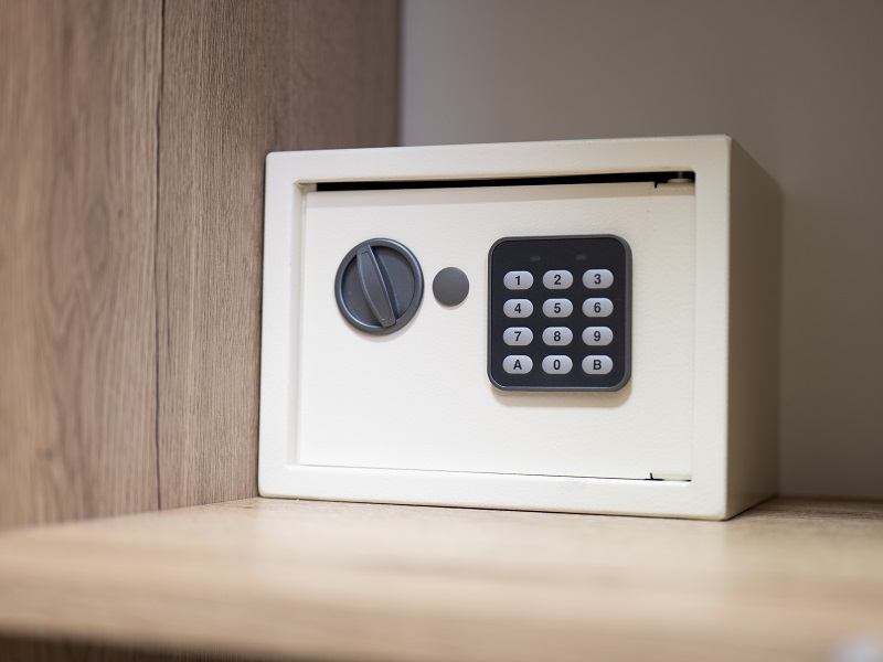 Сейф у палаті стаціонару Сейф у палаті стаціонару