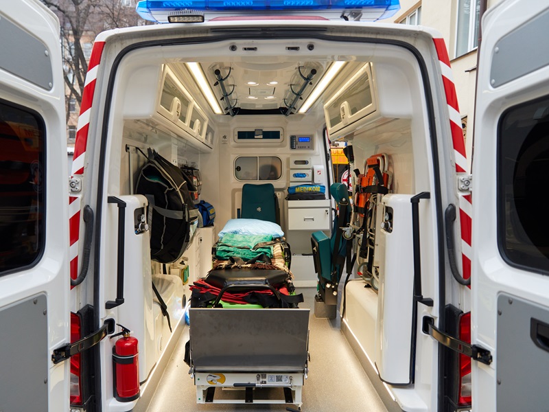 швидка в інше місто