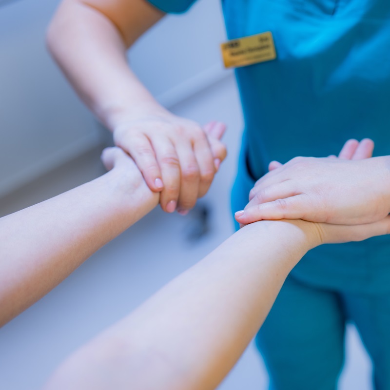 Огляд у ортопеда-травматолога діагностика кисті