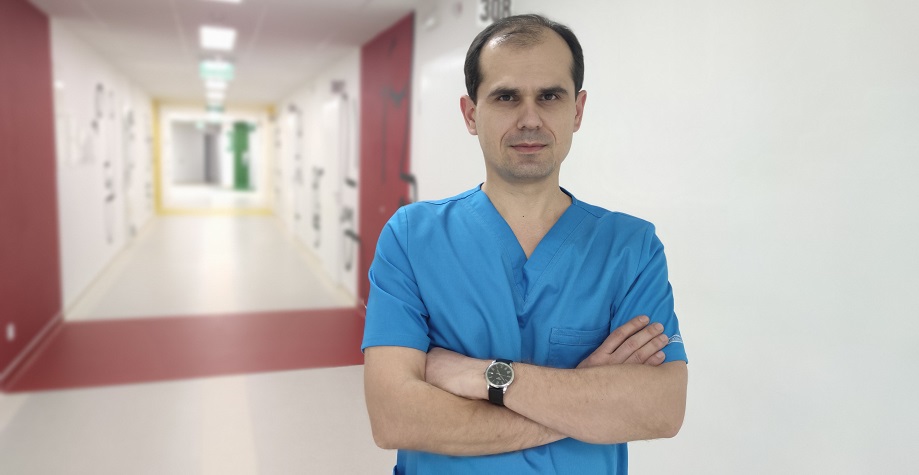 пластичний хірург